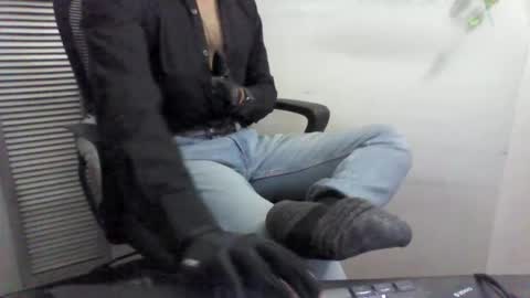 kunal7034 online show from 12/14/24, 12:11