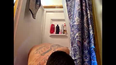 Snapshot of kuntryboyfresh1995 chatting on 02/25/26, 02:54 kuntryboyfresh1995 online show from 02/25/26, 02:54