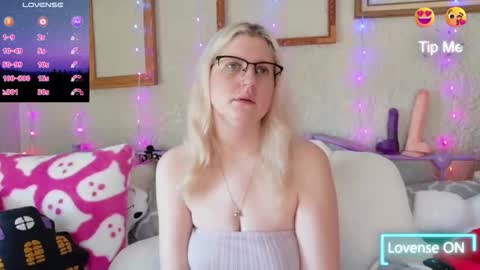 Samantha online show from 01/12/26, 03:06