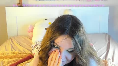 Snapshot of kuraii_ chatting on 01/18/25, 04:37 Anna online show from 01/18/25, 04:37