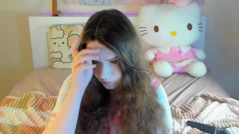 Snapshot of kuraii_ chatting on 02/09/25, 02:17 Anna online show from 02/09/25, 02:17