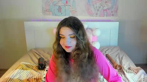 Snapshot of kuraii_ chatting on 03/10/25, 11:38 Anna online show from 03/10/25, 11:38