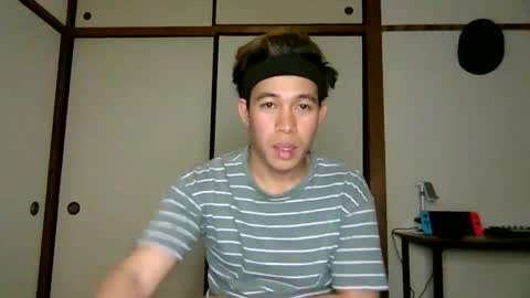 Snapshot of kurdishmace chatting on 03/11/25, 02:40 KurdishMace online show from 03/11/25, 02:40