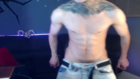 kuregari_xs online show from 10/22/25, 04:24