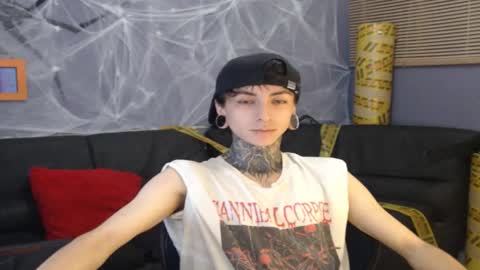 kuregari_xs online show from 10/28/25, 06:28