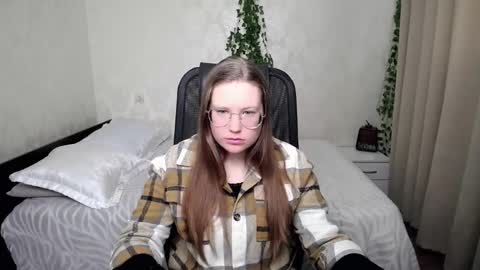 kuri_u online show from 01/13/26, 09:36