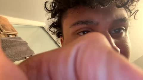 Snapshot of kurlz5stard chatting on 12/16/25, 04:45 kurlz5stard online show from 12/16/25, 04:45