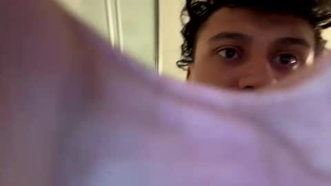 Snapshot of kurlz5stard chatting on 12/21/25, 03:52 kurlz5stard online show from 12/21/25, 03:52