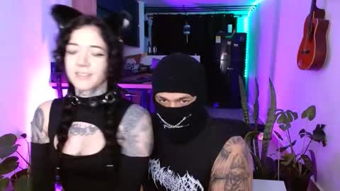 Snapshot of kuro_shir0 chatting on 04/11/26, 01:54 kuro_shir0 online show from 04/11/26, 01:54