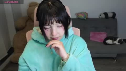 Snapshot of kurochan420 chatting on 07/02/26, 03:23 Andy online show from 07/02/26, 03:23