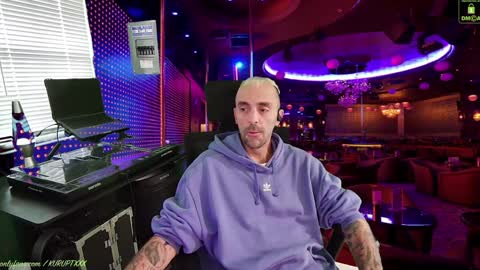 Snapshot of kuruptxxx chatting on 01/13/25, 08:58 kuruptxxx online show from 01/13/25, 08:58