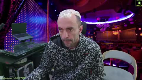 Snapshot of kuruptxxx chatting on 02/02/25, 06:31 kuruptxxx online show from 02/02/25, 06:31