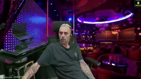 Snapshot of kuruptxxx chatting on 02/10/25, 09:25 kuruptxxx online show from 02/10/25, 09:25