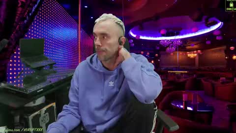 Snapshot of kuruptxxx chatting on 02/11/25, 08:42 kuruptxxx online show from 02/11/25, 08:42