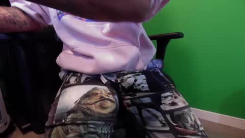 Snapshot of kuruptxxx chatting on 11/07/25, 04:51 kuruptxxx online show from 11/07/25, 04:51