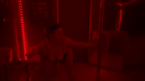 Snapshot of kushbabie420 chatting on 10/27/25, 08:51 kushbabie420 online show from 10/27/25, 08:51