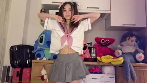 Snapshot of kusssecka chatting on 04/12/26, 04:28 Brianna my friends can call me Bri or kusya D online show from 04/12/26, 04:28