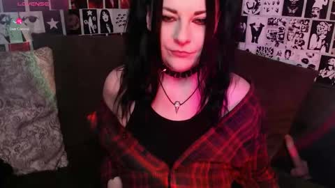 Snapshot of kvopa chatting on 11/18/25, 08:08 Kvopa online show from 11/18/25, 08:08