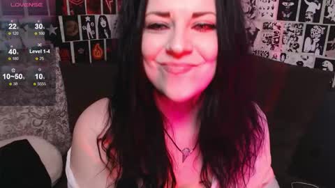 Snapshot of kvopa chatting on 11/27/25, 08:55 Kvopa online show from 11/27/25, 08:55