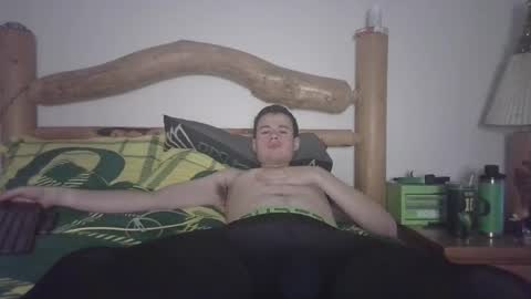 Snapshot of kwahrens22 chatting on 09/11/25, 02:44 Kenji online show from 09/11/25, 02:44