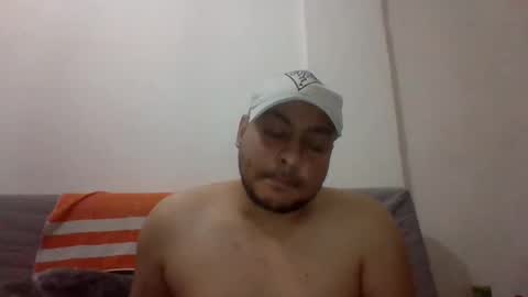 Snapshot of kwt8933 chatting on 01/25/25, 07:06 khalid 89 online show from 01/25/25, 07:06