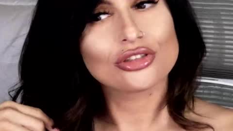 Snapshot of kxaxmichelle chatting on 03/24/26, 07:19 Kick online show from 03/24/26, 07:19