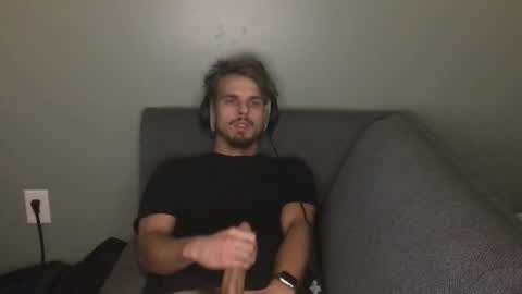 kxng222 online show from 10/29/25, 07:21