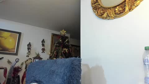 Snapshot of kyhara chatting on 01/11/25, 03:55 kyhara online show from 01/11/25, 03:55