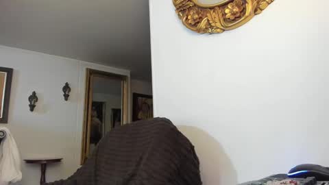 Snapshot of kyhara chatting on 02/19/25, 06:11 kyhara online show from 02/19/25, 06:11