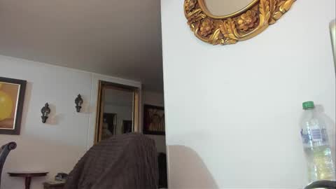 Snapshot of kyhara chatting on 03/03/25, 02:04 kyhara online show from 03/03/25, 02:04