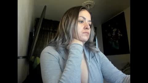 Snapshot of kyhara chatting on 11/07/25, 09:59 kyhara online show from 11/07/25, 09:59