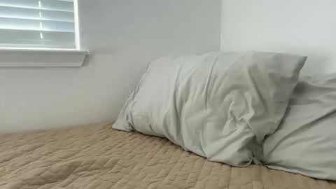 Snapshot of kykybaby4444 chatting on 11/02/25, 08:33 kyky online show from 11/02/25, 08:33