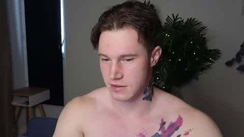 Snapshot of kyle_4u chatting on 02/13/25, 06:09 Kyle online show from 02/13/25, 06:09