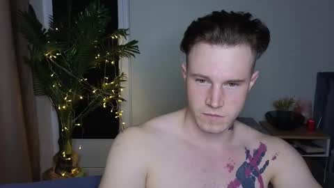 Snapshot of kyle_4u chatting on 03/03/25, 03:53 Kyle online show from 03/03/25, 03:53
