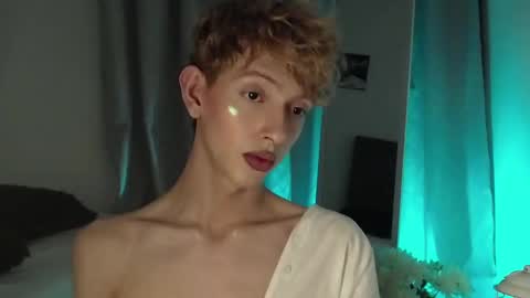 Snapshot of kyle__cooper chatting on 12/10/24, 02:27 Kyle Cooper online show from 12/10/24, 02:27