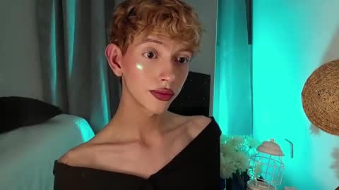 Snapshot of kyle__cooper chatting on 12/11/24, 04:18 Kyle Cooper online show from 12/11/24, 04:18