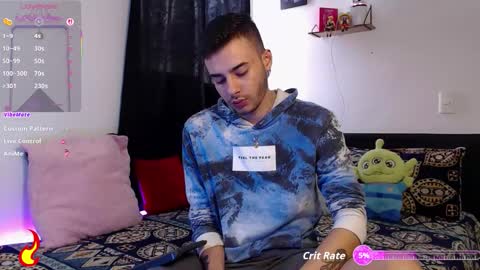 Snapshot of kyle_bratz chatting on 12/04/25, 04:38 kyle online show from 12/04/25, 04:38