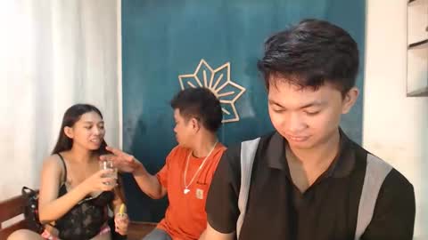 Snapshot of kyle_lacuste chatting on 12/15/25, 05:23 kyle_lacuste online show from 12/15/25, 05:23