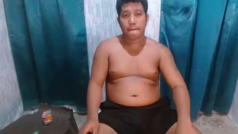 Snapshot of kyle_lacuste chatting on 05/02/26, 01:05 kyle_lacuste online show from 05/02/26, 01:05