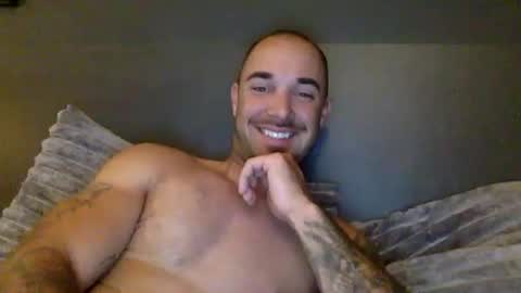 Snapshot of kylealyssa97 chatting on 10/31/25, 02:45 kylealyssa97 online show from 10/31/25, 02:45