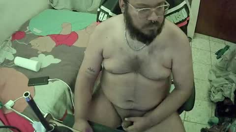 Snapshot of kyledonovvan chatting on 04/21/26, 07:36 Kyle online show from 04/21/26, 07:36