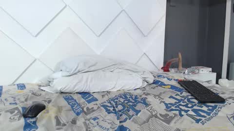 KyleDoom online show from 10/12/25, 05:01