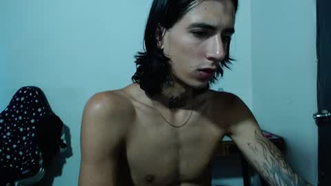 kyleer77 online show from 01/17/25, 10:23