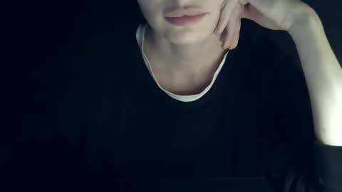 Snapshot of kyleesilkk chatting on 10/09/25, 04:38 KyleeSilkk online show from 10/09/25, 04:38