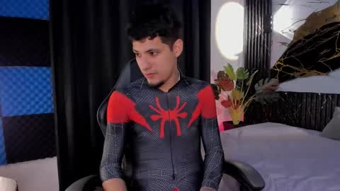 kylesmithx_ online show from 02/11/26, 01:32