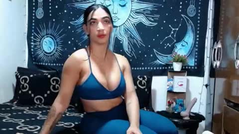 kylie online show from 09/26/25, 12:03