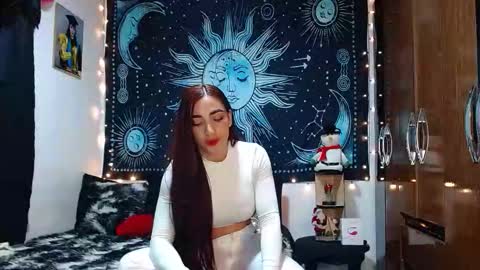 kylie online show from 12/16/25, 12:37