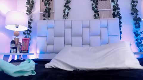 Kylie Myers online show from 12/15/24, 04:59