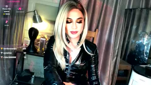 Snapshot of kylie_iyutera chatting on 02/13/25, 04:28 kylie online show from 02/13/25, 04:28