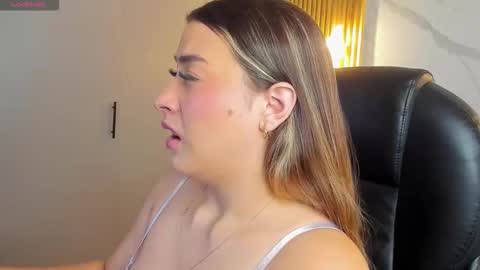  KYLIE  online show from 10/03/25, 02:41